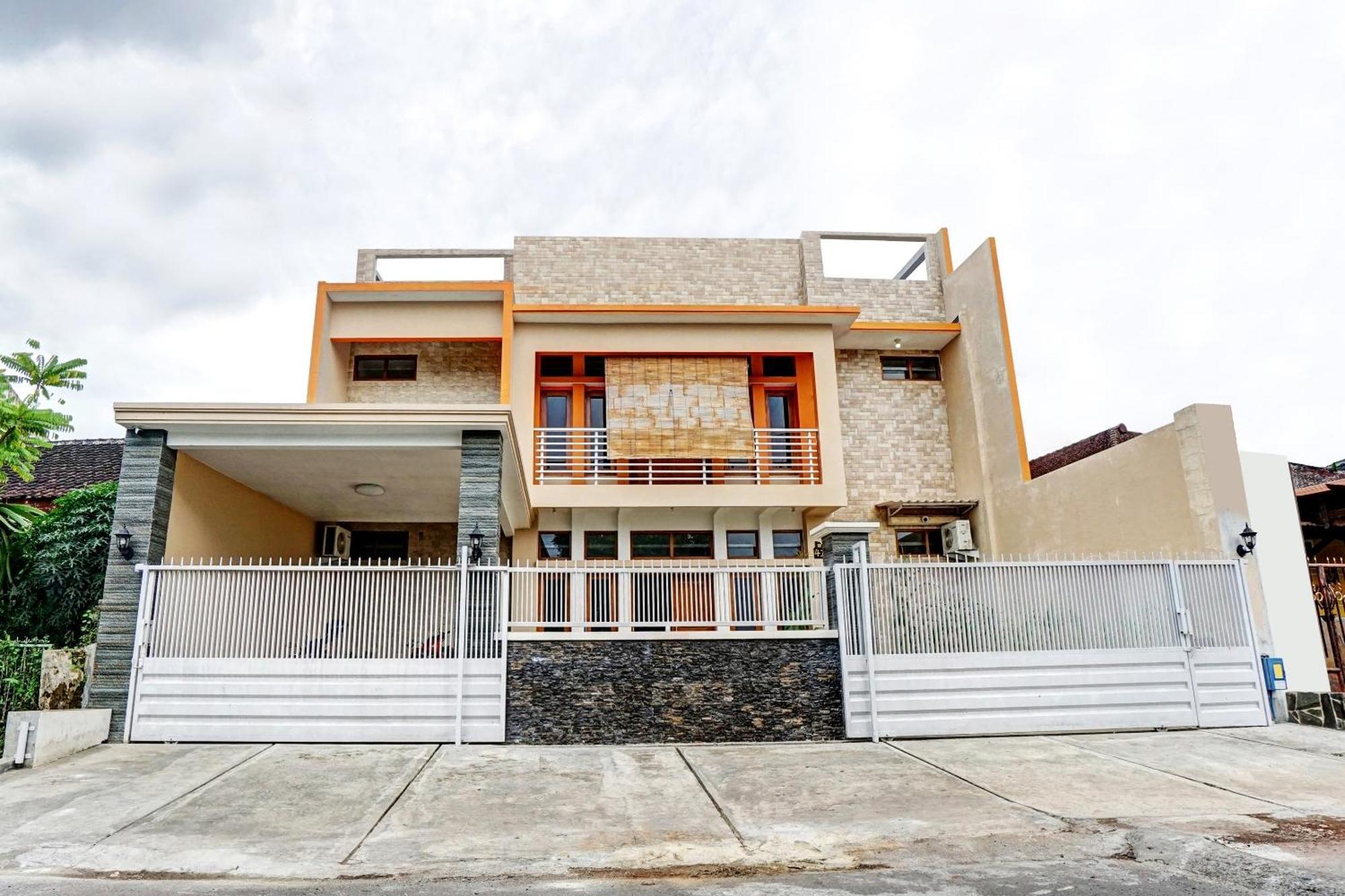 Avisha Guest House Syariah 玛琅 外观 照片